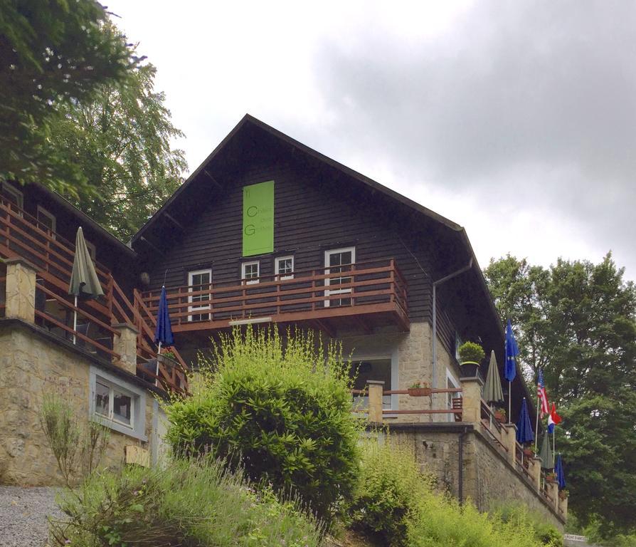 Chalet Des Grottes 호텔 Hastière-Lavaux 외부 사진